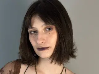 BereniceDwight shows cam