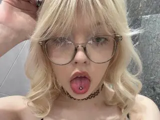 PeaceHakes webcam pussy